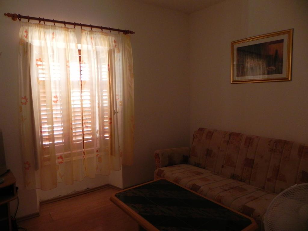Apartments Riva Pag Town Chambre photo